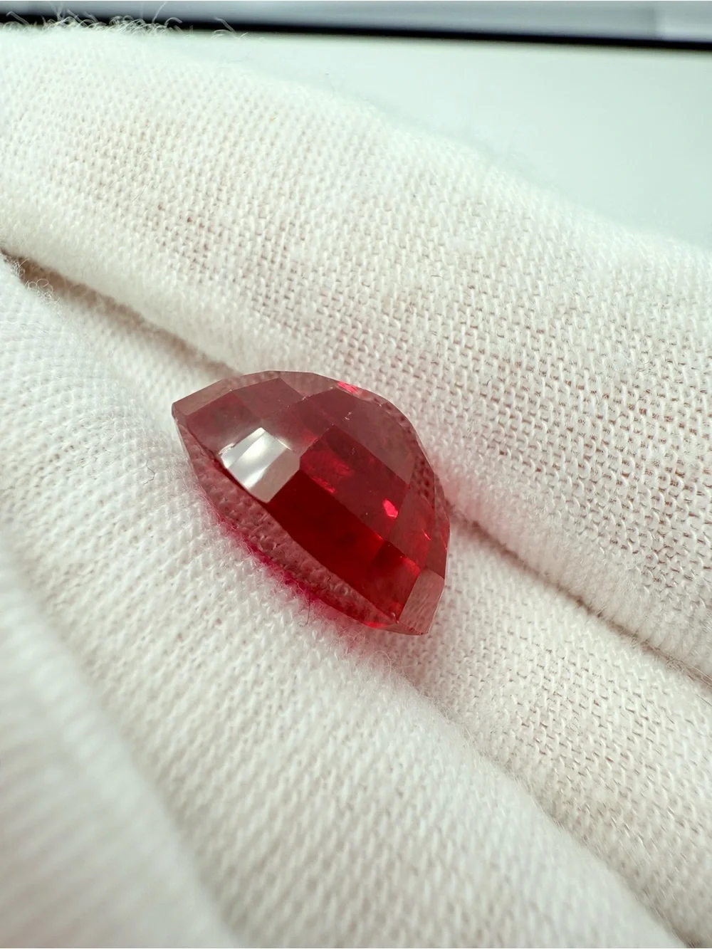 Vivid Red Oval Faceted Gemstone for Women’s Ring or Collection